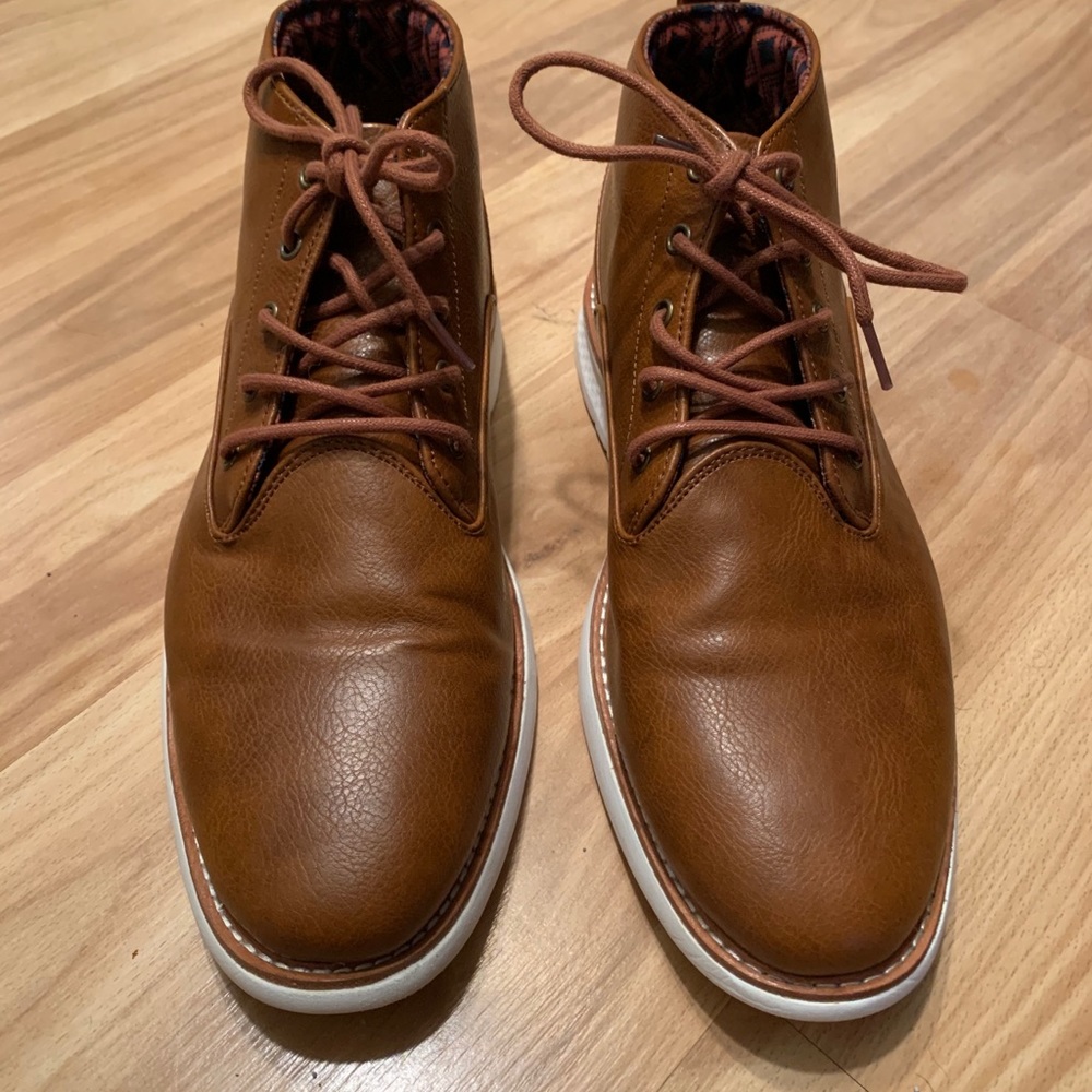 Ben Sherman, Omega Casual Chukka Boot.